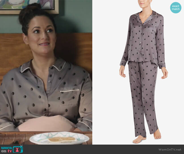 DKNY Contrast-Trim Printed Pajama Set worn by Colleen Brandon-Ortega (Angelique Cabral) on Life in Pieces