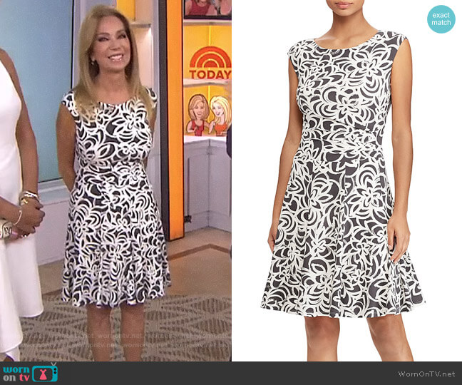 Lauren Ralph Lauren Petites Petites Floral Jersey Dress worn by Kathie Lee Gifford on Today