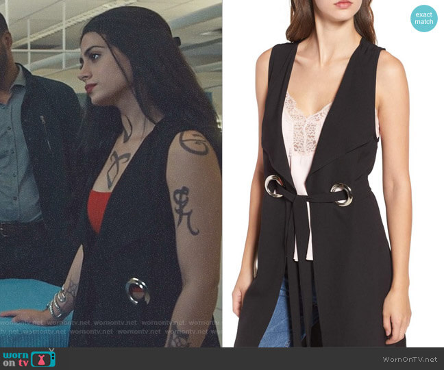 Leith Grommet Belted Longline Vest worn by Isabelle Lightwood (Emeraude Toubia ) on Shadowhunters