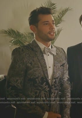 Sam’s metallic brocade blazer on Dynasty