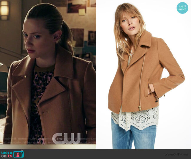 Scotch & Soda Denim Detailed Peacoat Jacket worn by Betty Cooper (Lili Reinhart) on Riverdale
