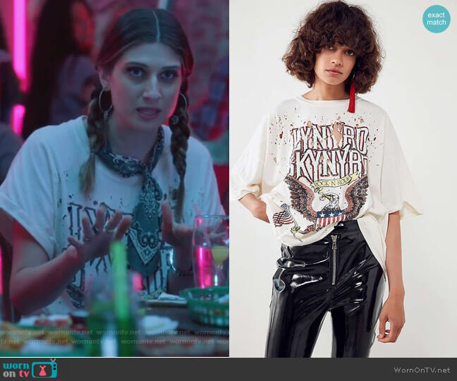 Urban Outifitters Lynyrd Skynyrd Oversized Tee worn by Nomi Segal (Emily Arlook) on Grown-ish
