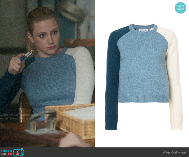 Derek Lam 10 Crosby Colorblocked Sleeve Sweater worn by Betty Cooper (Lili Reinhart) on Riverdale