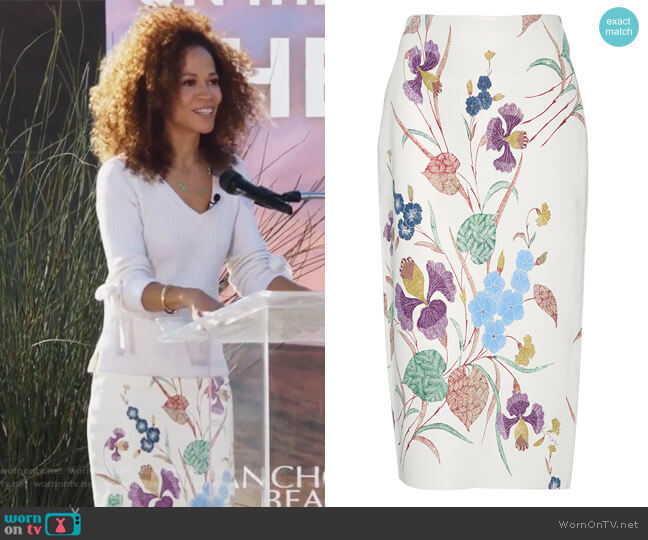 Diane von Furstenberg Floral Printed Leather Pencil Skirt worn by Lena Adams Foster (Sherri Saum) on The Fosters
