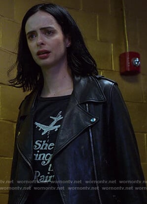 Jessica’s black she brings the rain t-shirt on Jessica Jones