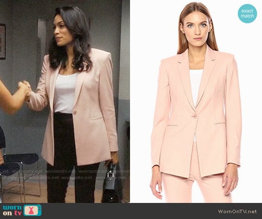 Theory Power Blazer in Chalk Pink worn by Jane Ramos (Rosario Dawson) on Jane the Virgin