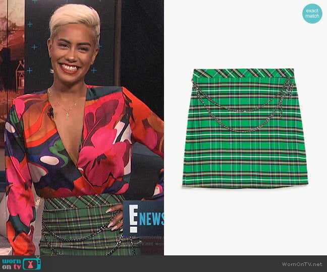Zara Checked Skirt with Chain worn by Sibley Scoles on E! News