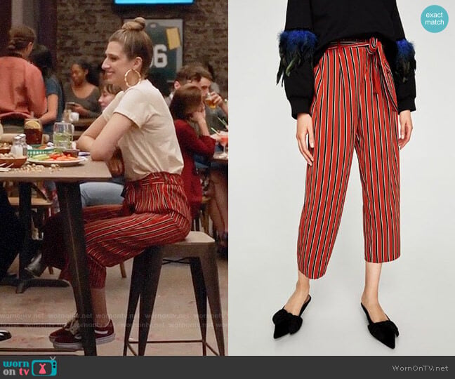 Zara Flowing Cropped Trousers worn by Nomi Segal (Emily Arlook) on Grown-ish