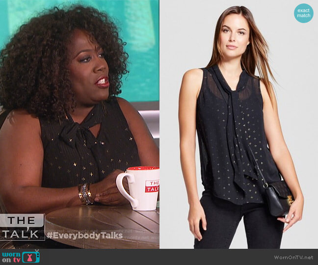 Target Printed Tie Neck Blouse worn by Sheryl Underwood on The Talk
