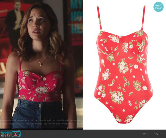 Topshop Floral Cupped Bodysuit worn by Cassandra (Georgie Flores) on Famous in Love