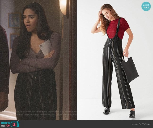 Urban Outfitters Uo Billie Suspender Overall worn by Simone Davis (Brittany O'Grady) on Star