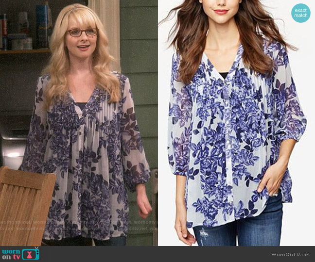 A Pea in the Pod Printed Blouse worn by Bernadette Rostenkowski (Melissa Rauch) on The Big Bang Theory