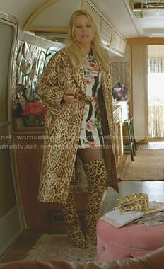 Alexis’s leopard coat and over the knee boots on Dynasty