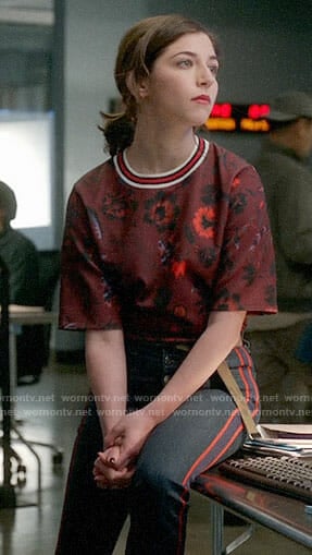Cable’s red floral top on Bull
