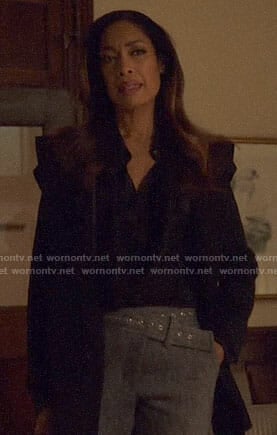 Jessica’s grey belted pants on Suits