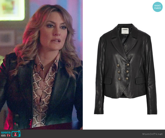 LAgence Double-breasted leather blazer worn by Alice Cooper (Mädchen Amick) on Riverdale