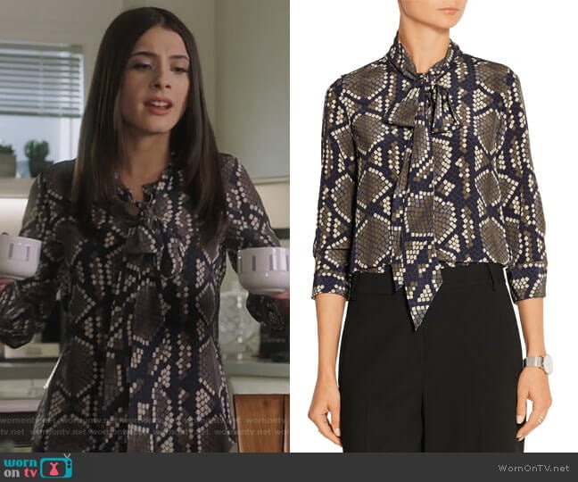 Marc Jacobs Pussy-bow snake-print silk-crepe blouse worn by Alexis Gleen (Niki Koss) on Famous in Love
