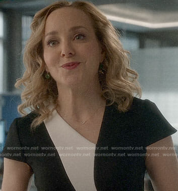 Marissa’s black and white v-neck top on Bull