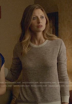 Peyton’s heathered sweater with white trim on iZombie