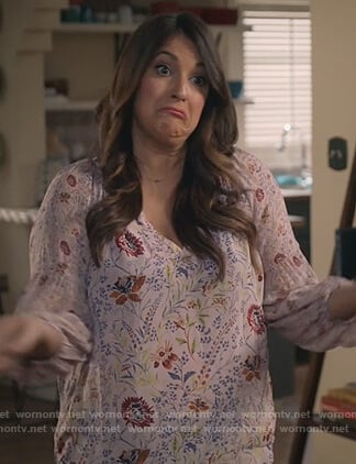 Colleen’s floral print peasant top on Life in Pieces