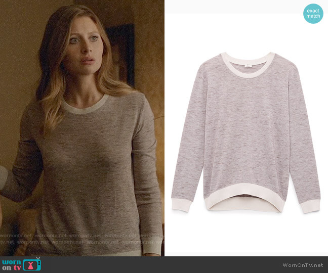 Wilfred Berri T-shirt in H.Iron Taupe/Mbe Pearl worn by Peyton Charles (Aly Michalka) on iZombie
