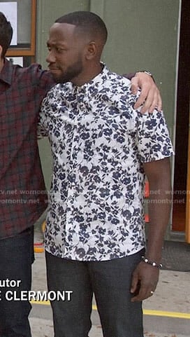 Winston’s blue and white floral shirt on New Girl