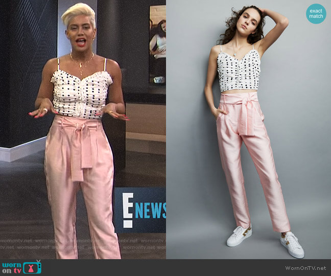 Maje Pleated Pants with Belt worn by Sibley Scoles on E! News