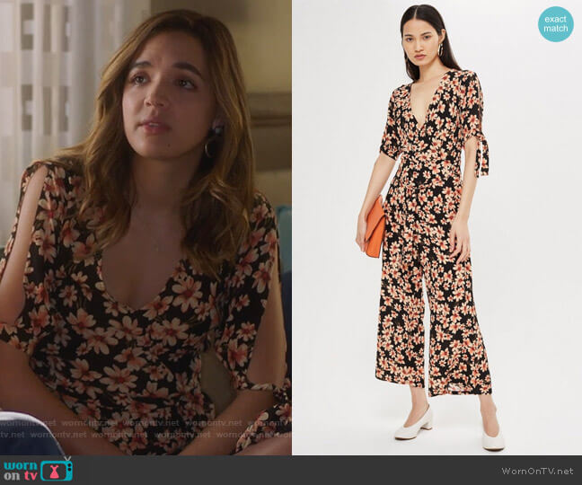 Topshop Daisy Print Wrap Jumpsuit worn by Cassandra (Georgie Flores) on Famous in Love