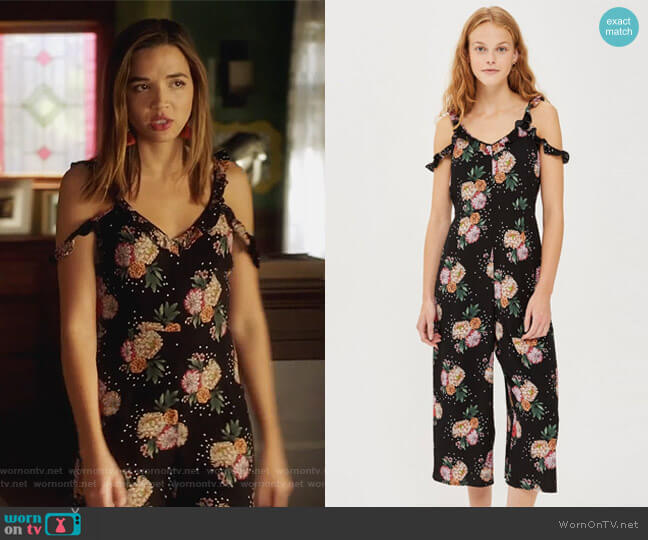 Topshop Petite Floral Print Jumpsuit worn by Cassandra (Georgie Flores) on Famous in Love