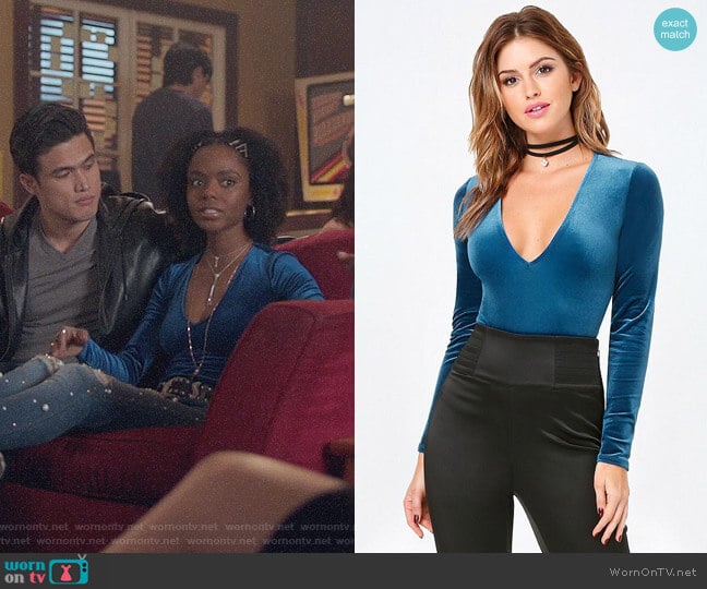 Bebe Cara Velvet Bodysuit worn by Josie McCoy (Ashleigh Murray) on Riverdale