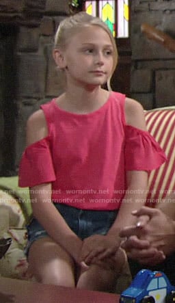 Faith’s pink cold shoulder tee on The Young and the Restless