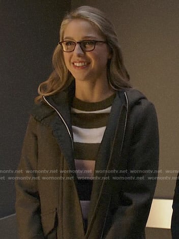 Kara’s striped sweater on Supergirl