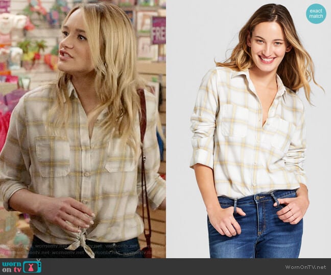 Universal Threads Plaid Shirt in Yellow worn by Clementine Hughes (Hunter King) on Life in Pieces