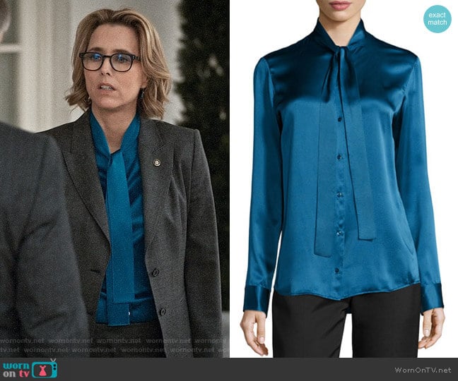 The Row Tipet Silk Tie-Neck Blouse worn by Elizabeth McCord (Téa Leoni) on Madam Secretary