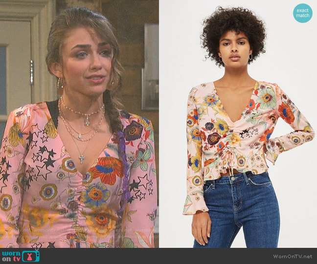 Topshop Tall Star Floral Cropped Top worn by Ciara Brady (Victoria Konefal) on Days of our Lives