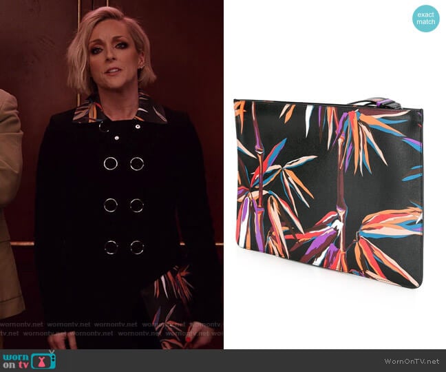 Emilio Pucci Palm Tree Clutch Bag worn by Jacqueline Voorhees (Jane Krakowski) on Unbreakable Kimmy Schmidt