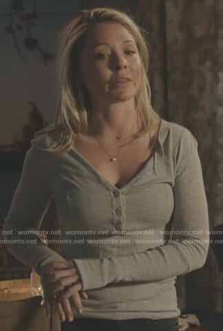 Jessie’s grey ribbed henley top on Nashville