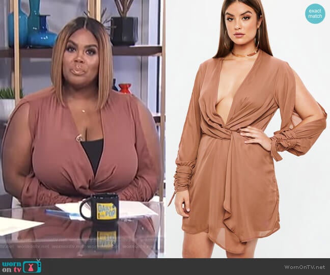 Missguided Curve Mocha Twist Front Tie Cuff Dress worn by Nina Parker on E! News