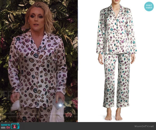 Olivia von Halle Lila Yolanda Long Silk Pajama Set worn by Jacqueline Voorhees (Jane Krakowski) on Unbreakable Kimmy Schmidt