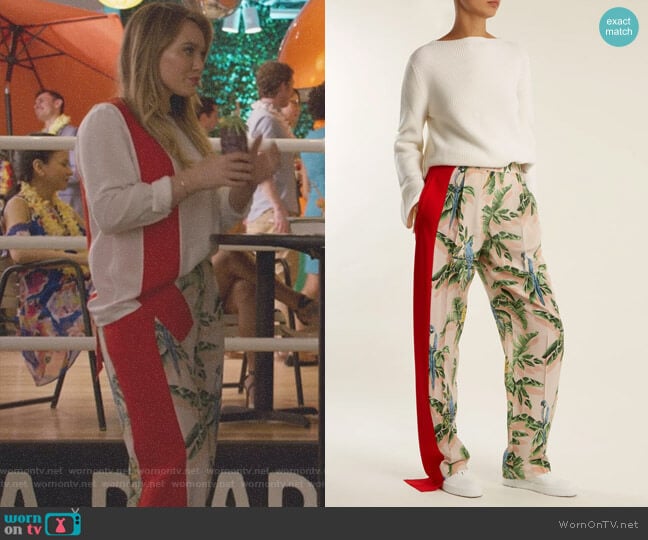 Stella McCartney Palm Print Silk Trousers worn by Kelsey Peters (Hilary Duff) on Younger