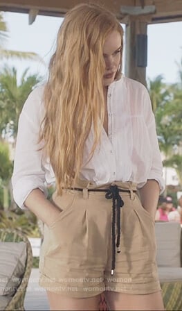 Eliza’s white hooded top and rope belted shorts on The Fosters