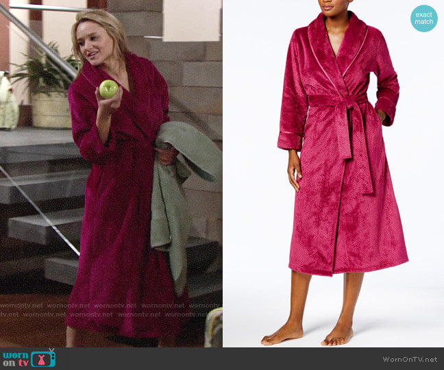 Charter Club Long Dimple Shawl Robe in Winter Ruby worn by Summer Newman (Hunter King) on The Young and the Restless
