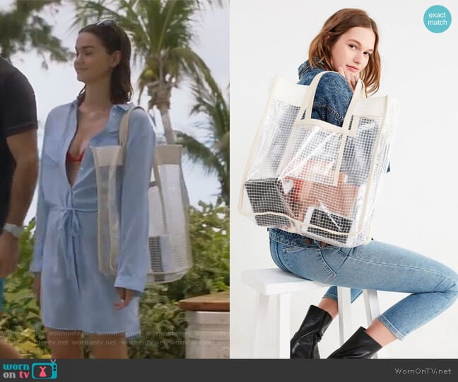 Urban Outfitters Grid Plastic Shopper Tote Bag worn by Callie Jacob (Maia Mitchell) on The Fosters