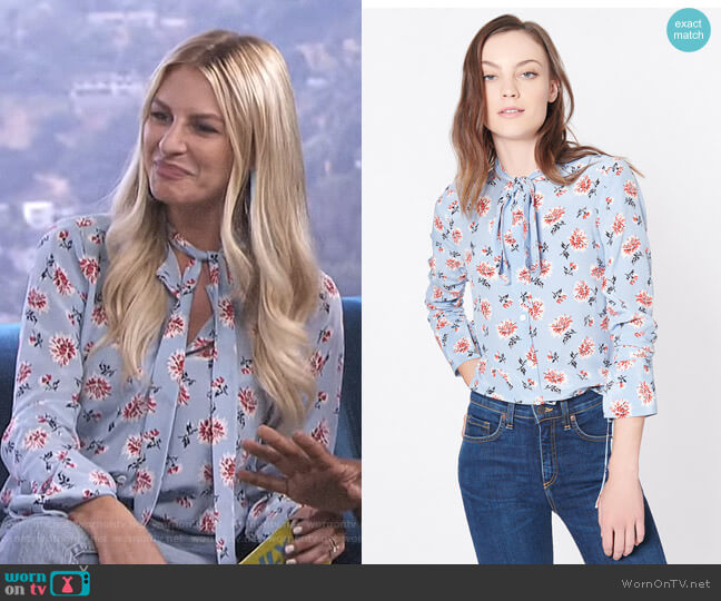 Veronica Beard Remi Blouse worn by Morgan Stewart on E! News