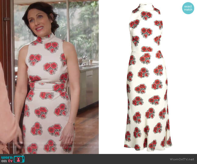 Alexander McQueen Poppy-print ruffled-back high-neck crepe dress worn by Abby McCarthy (Lisa Edelstein) on Girlfriends Guide to Divorce