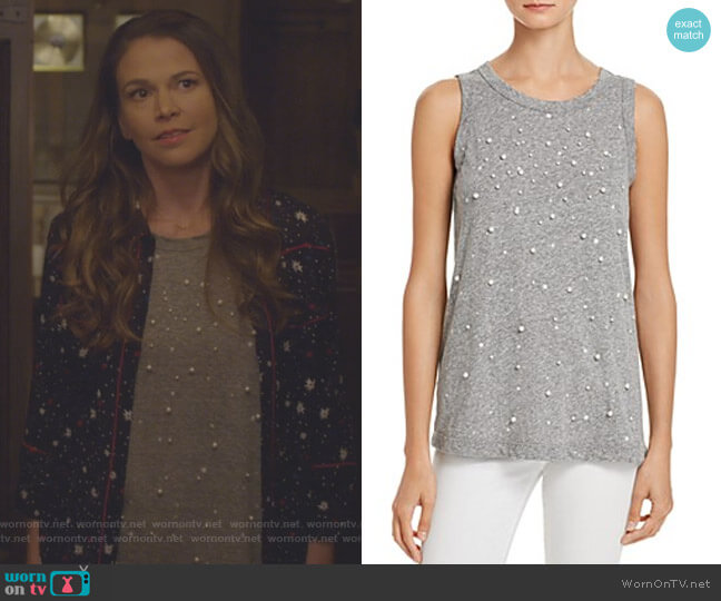 Current/Elliott The Muscle Faux Pearl Tee worn by Liza Miller (Sutton Foster) on Younger