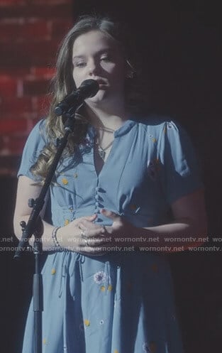 Daphne’s blue floral dress with lace-up front on Nashville