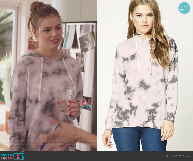 Forever 21 Tie-Dye Print Hoodie worn by Lilly McCarthy Novak (Conner Dwelly) on Girlfriends Guide to Divorce