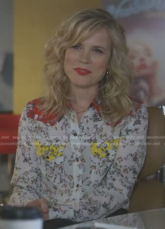 Ilse’s white floral western shirt on Nashville