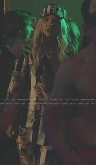 Maddie’s striped rose print pajamas on Nashville